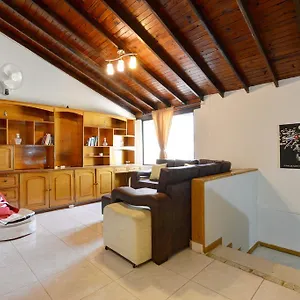 Сasa de vacaciones Casa Grande Grupos Siete Big House 7 Bedrooms, Medellín